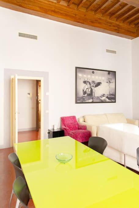 Elegant Apartment Near Piazza Della Signoria Флоренція Екстер'єр фото