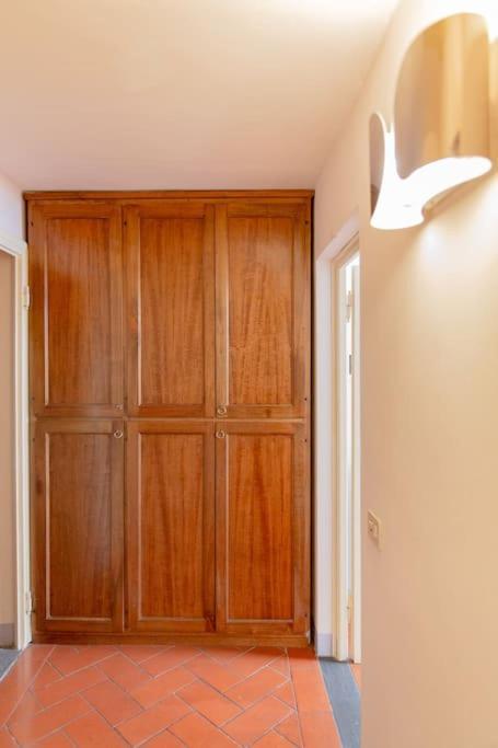 Elegant Apartment Near Piazza Della Signoria Флоренція Екстер'єр фото
