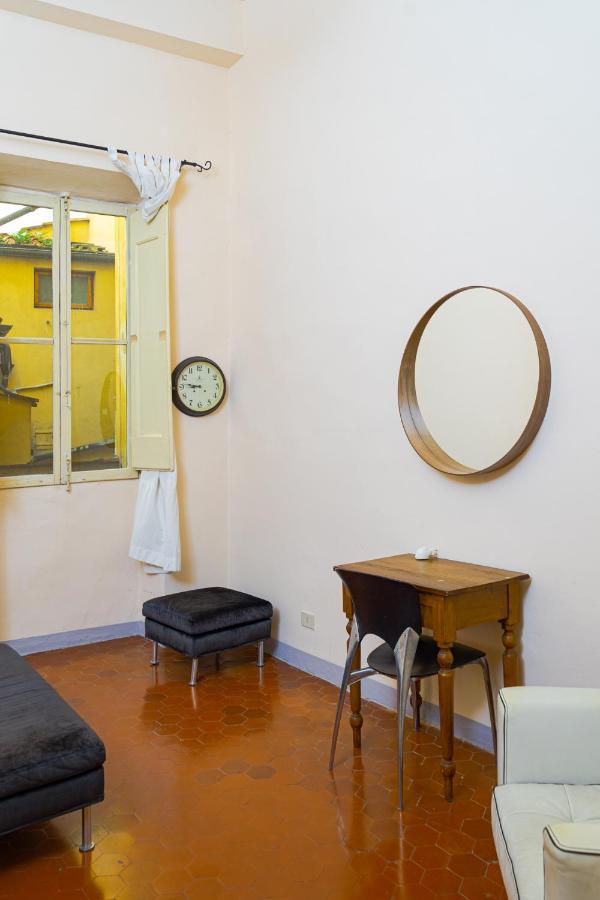 Elegant Apartment Near Piazza Della Signoria Флоренція Екстер'єр фото